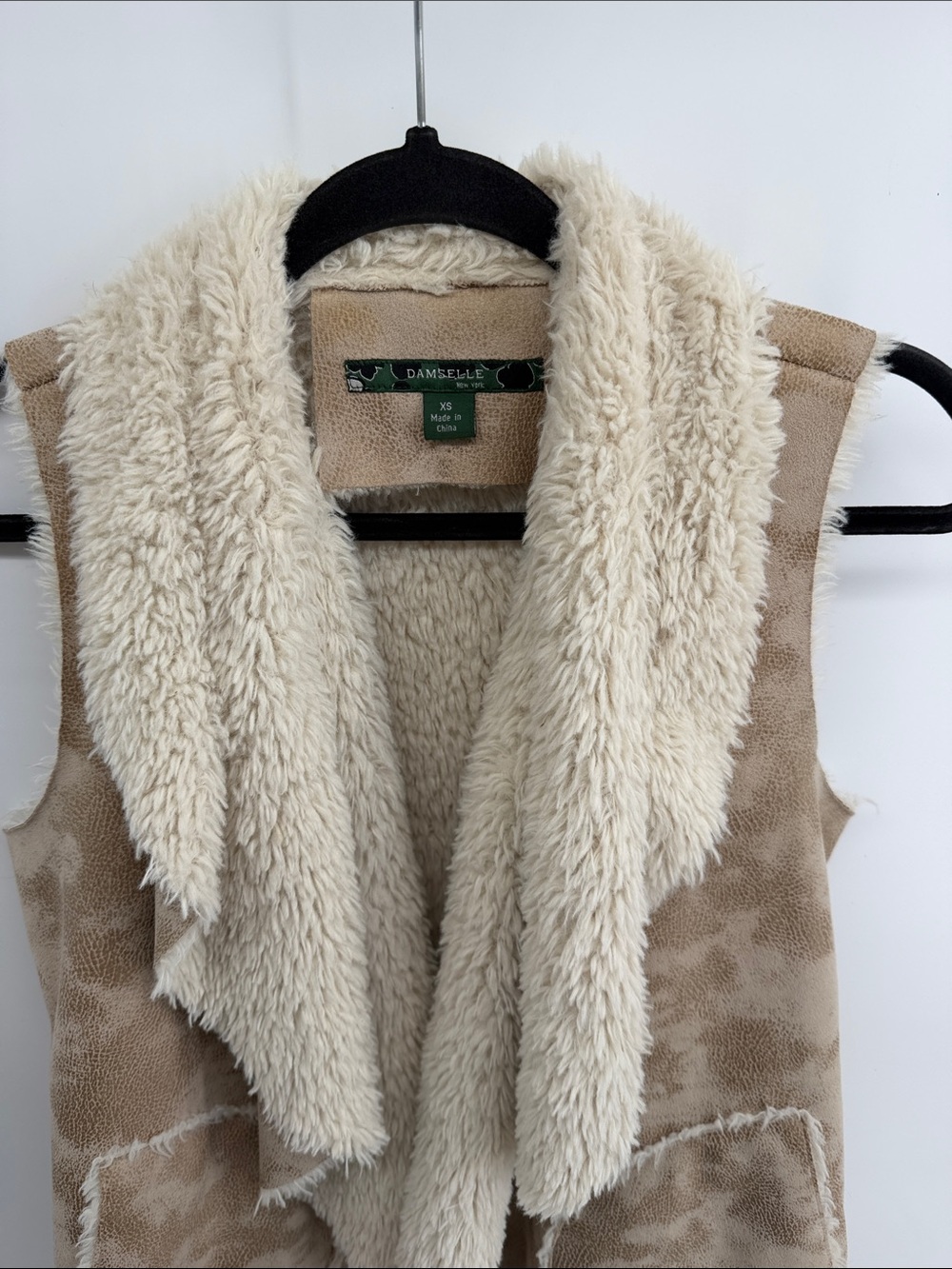 Damselle faux suede faux fur lined long line patch pocket vest sz XS - Picture 2 of 6